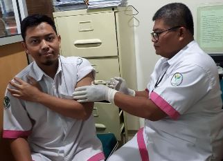 Vaksinasi Difteri Bagi Seluruh Civitas Hospitalia RSST