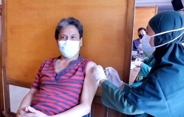 Genjot Herd Immunity di Klaten, RSST Laksanakan Vaksinasi Massal 2200 Dosis